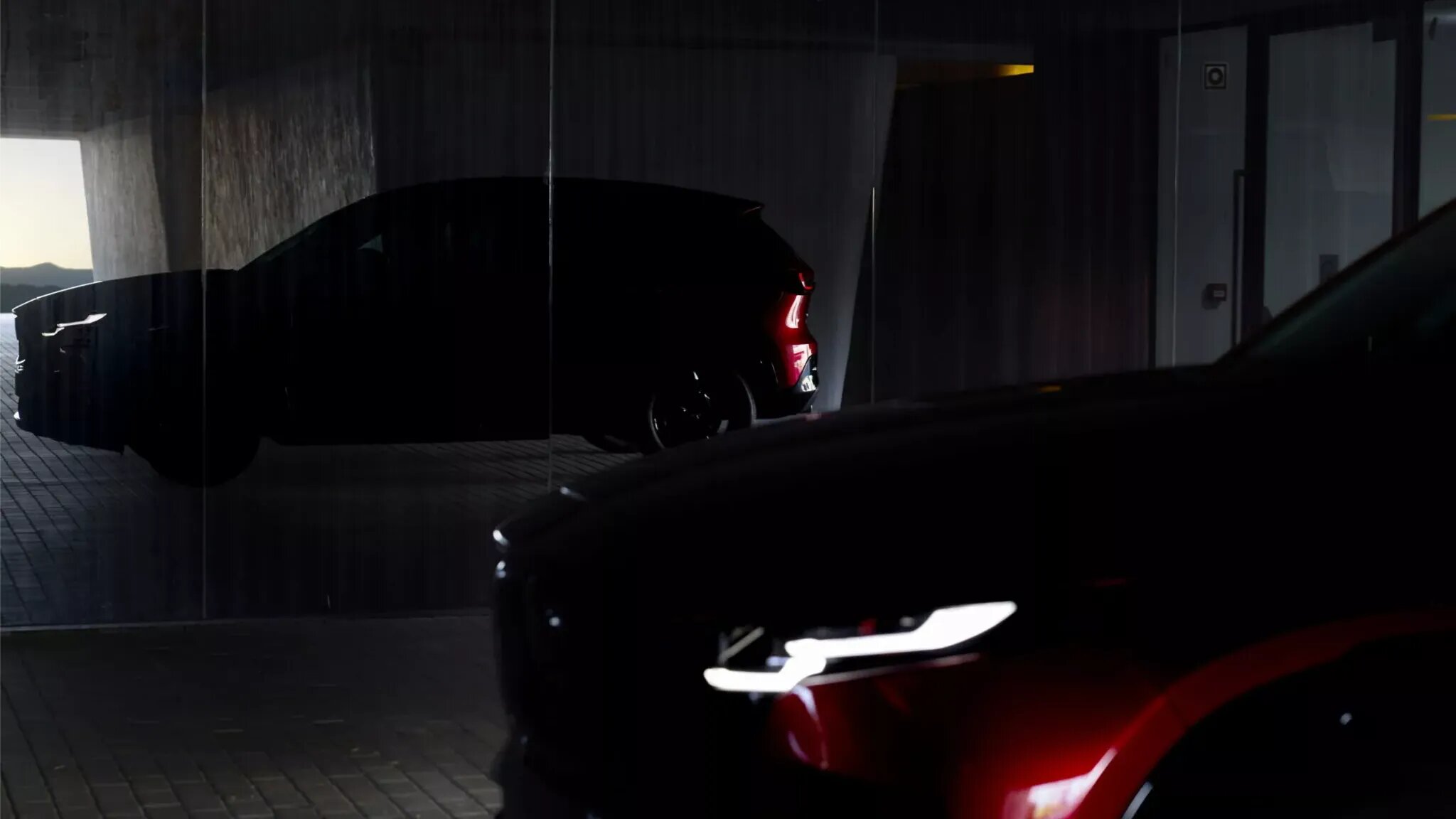 Новая Mazda CX-5: первые официальные фото и дата премьеры