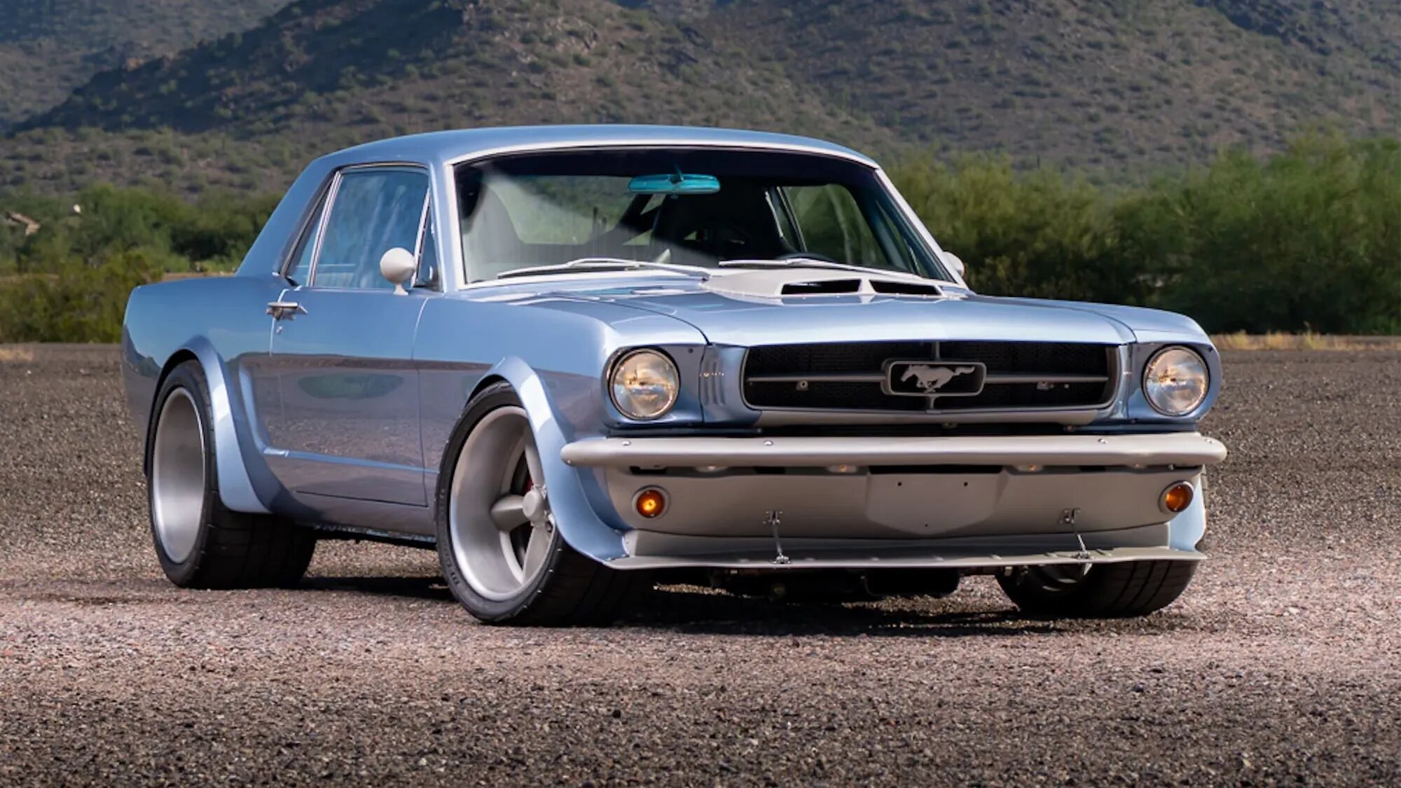 Очень мощный Ford Mustang 1966 года ушёл с молотка за 109 тысяч долларов
