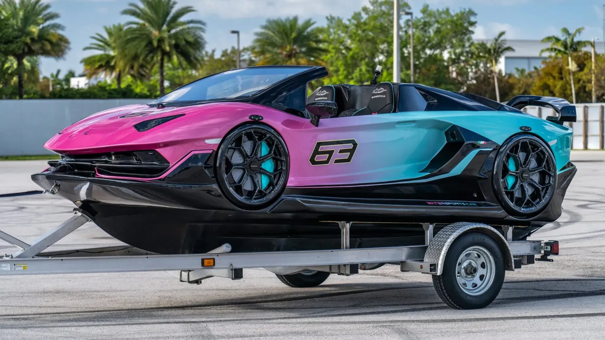 Почти новый Lamborghini Aventador продали всего за 50,5 тысячи долларов, но это катер