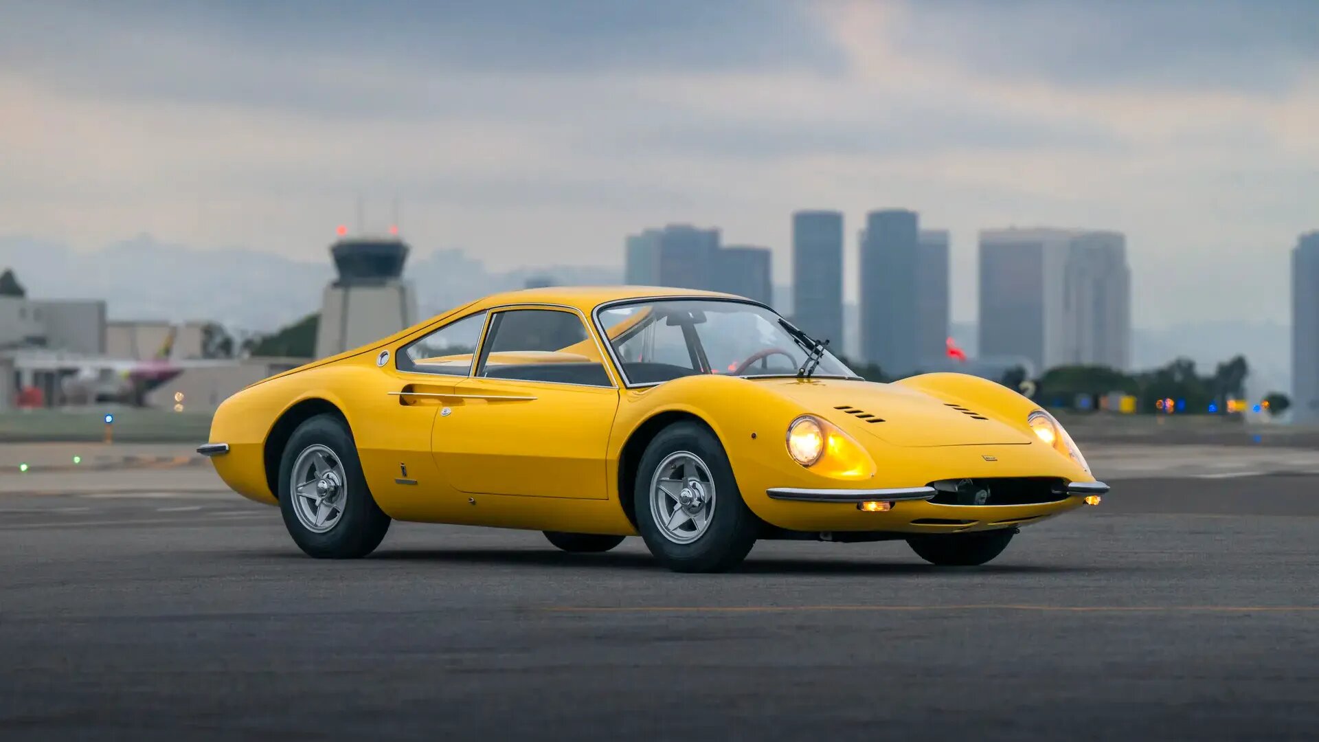 Уникальный прототип Ferrari Dino из 1960-х хотят продать за 3,5 млн долларов