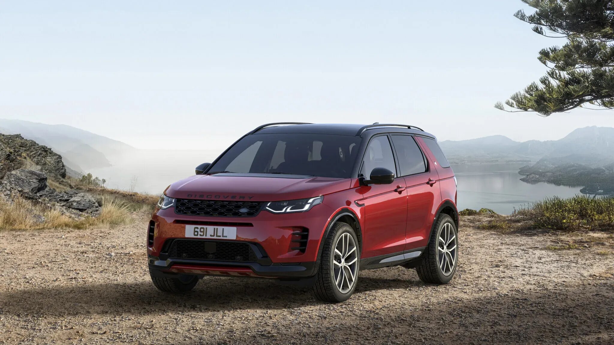 Land Rover свернёт производство кроссовера Discovery Sport уже в этом году