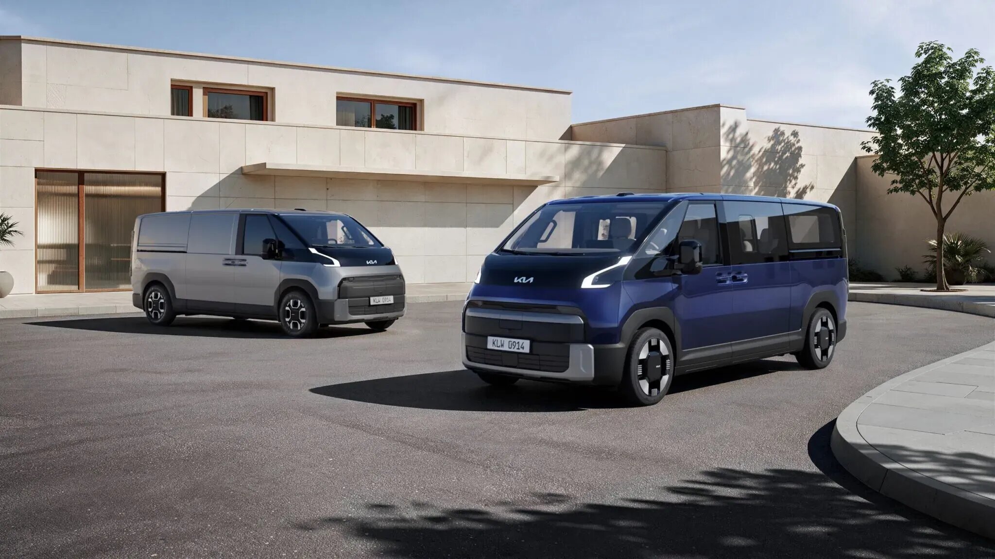 Kia представила фургон и микроавтобус PV7 с запасом хода 460 километров