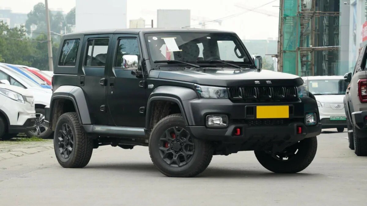 Китайский аналог Jeep Wrangler появился на Авто.ру: он стоит 3,4 миллиона рублей 
