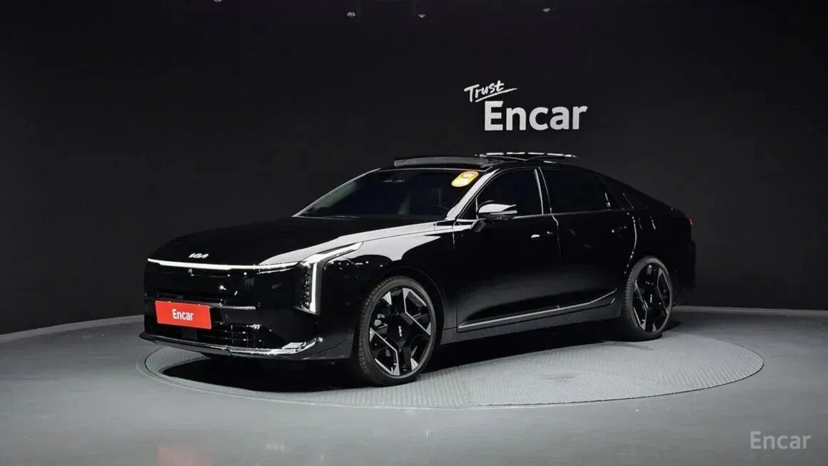 Обновлённый седан Kia K8 стал доступен на Авто.ру