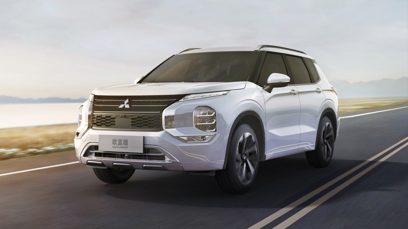 Новый Mitsubishi Outlander впервые получил турбомотор