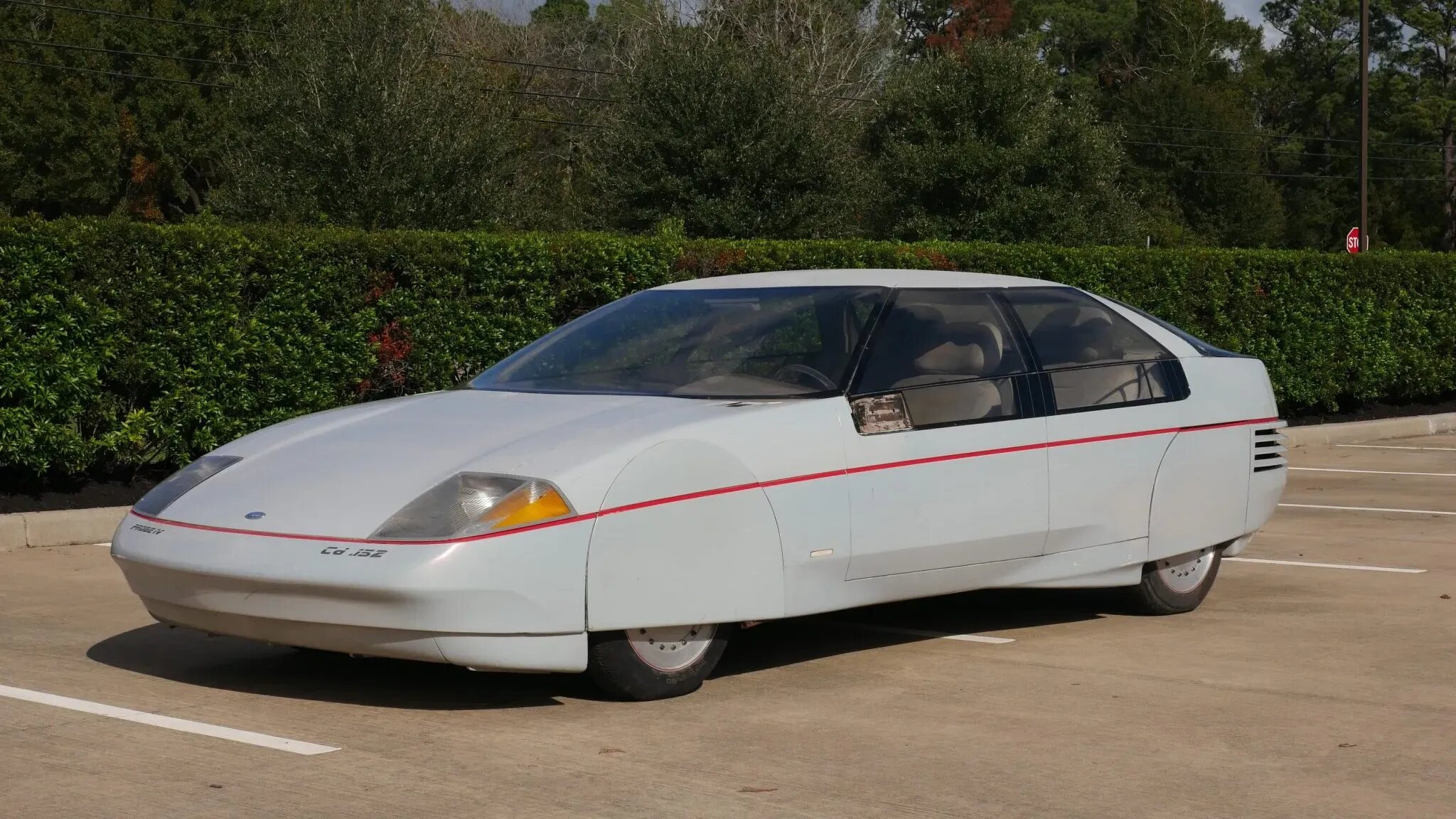 Уникальный концепт Ford Probe 1983 года продали всего за 10 тысяч долларов