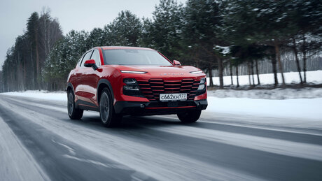 Первый тест полноприводного Jetour Dashing: что, помимо муфты, получил экстравагантный паркетник