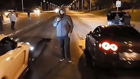 Два Nissan GT-R одновременно сломались во время дрэга