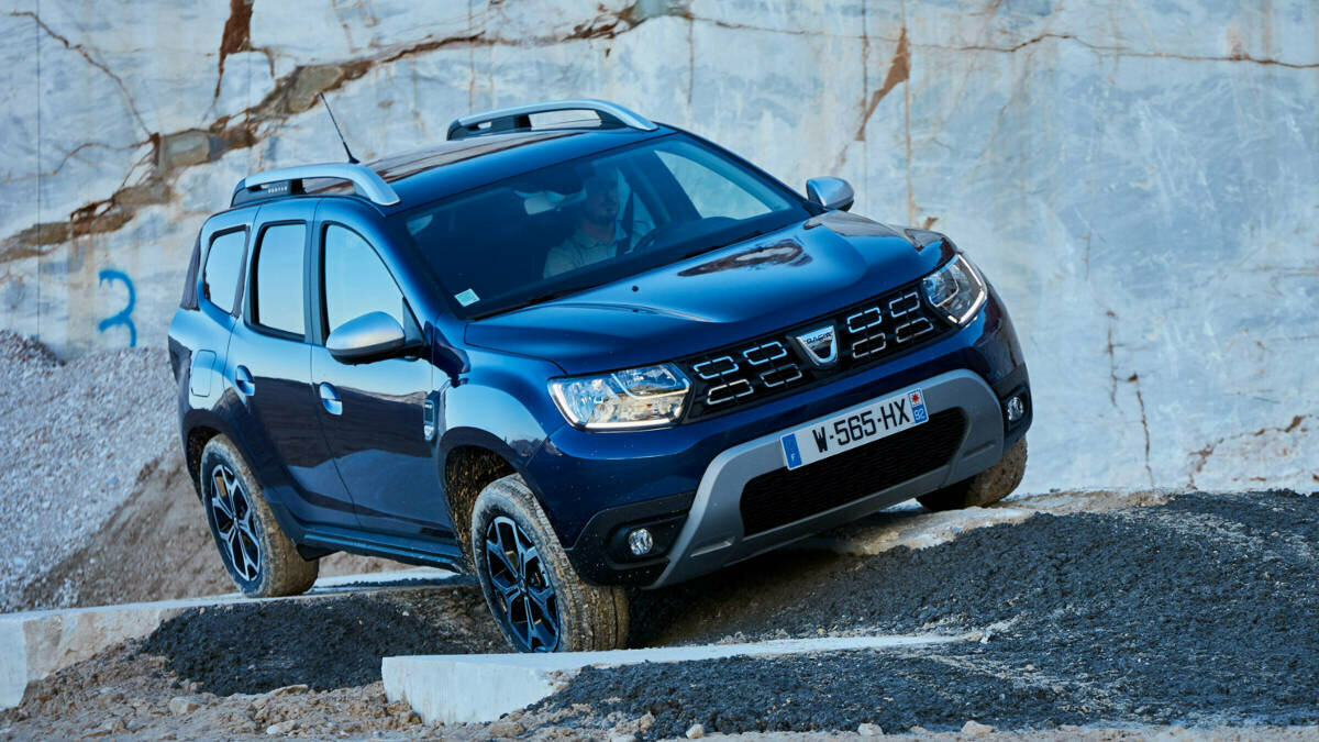 Renault перестанет вешать свой логотип на машины Dacia