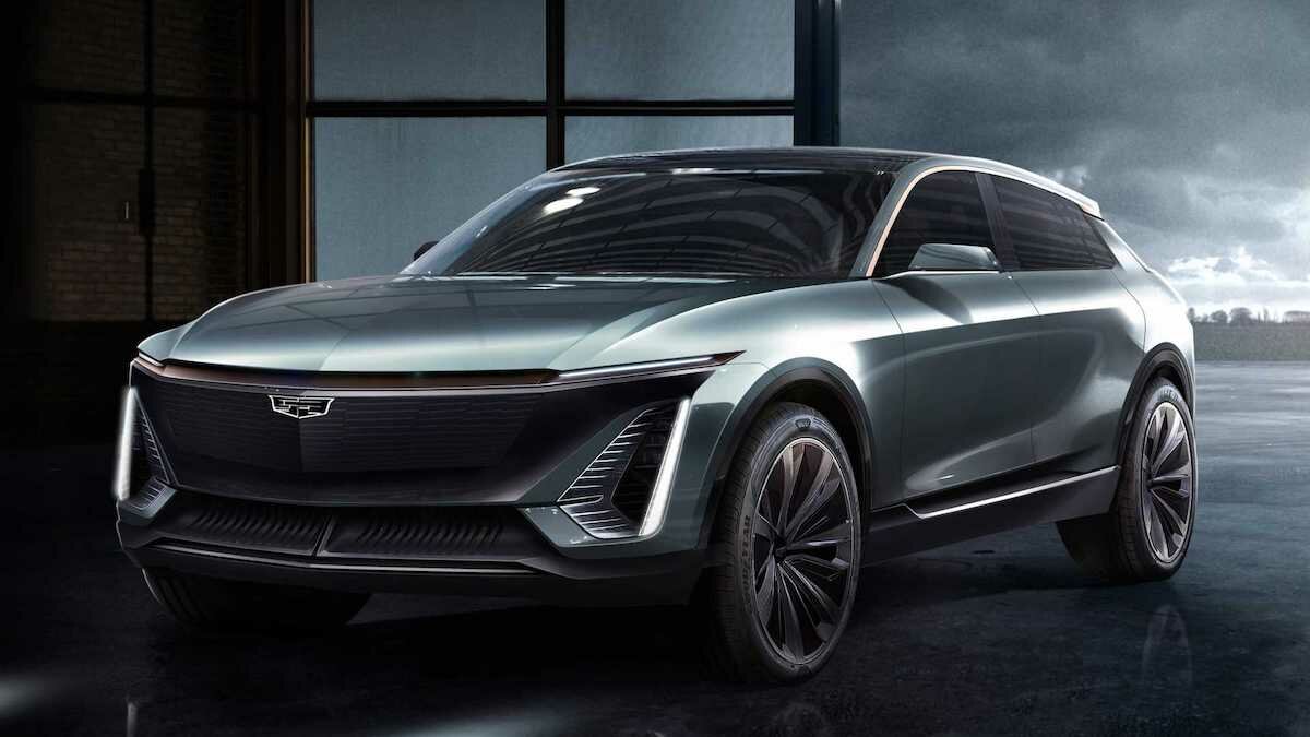 Cadillac намекнул на свой первый электромобиль – это будет кроссовер