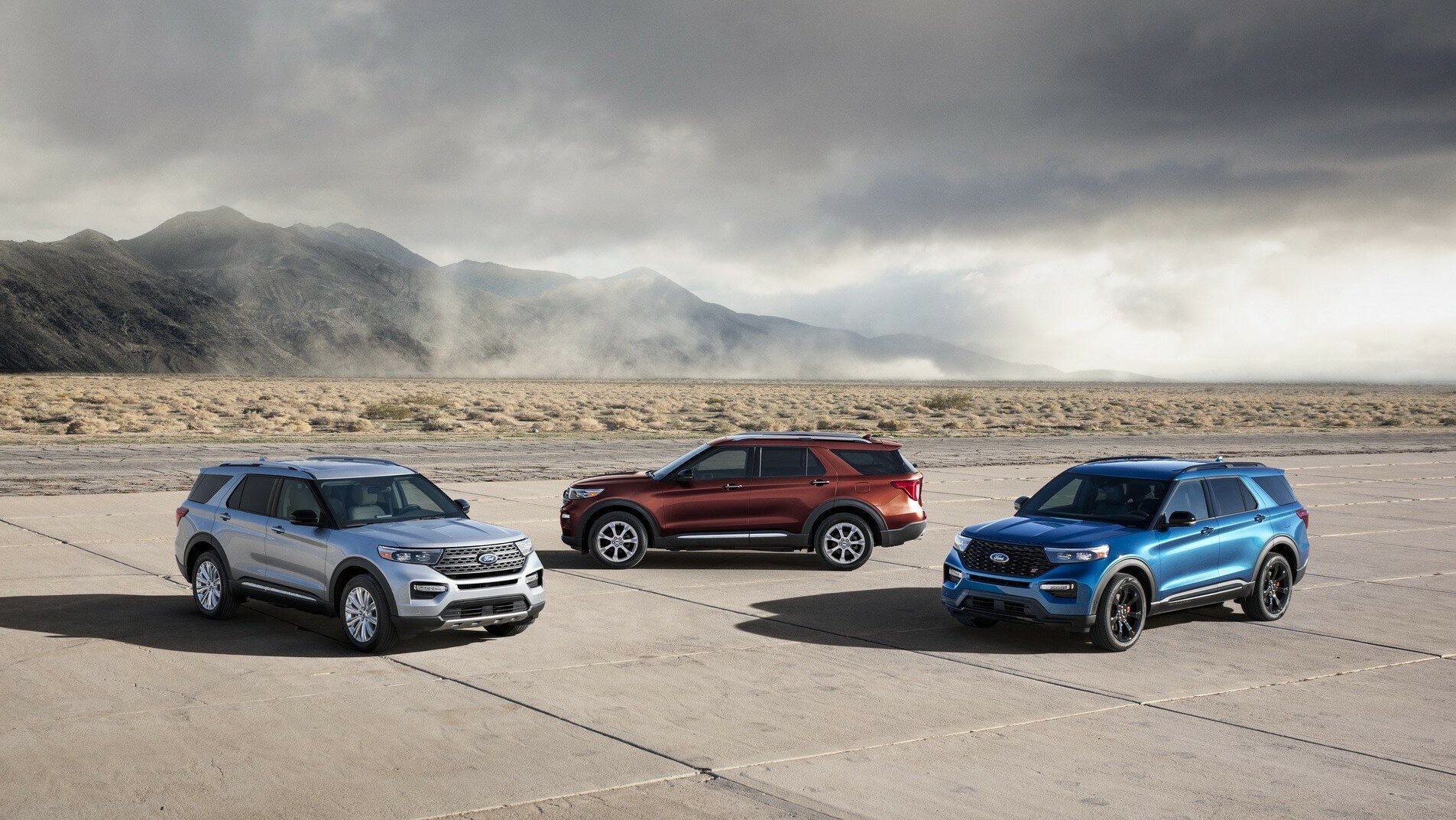 Ещё две версии нового Ford Explorer: очень быстрая и очень экономичная