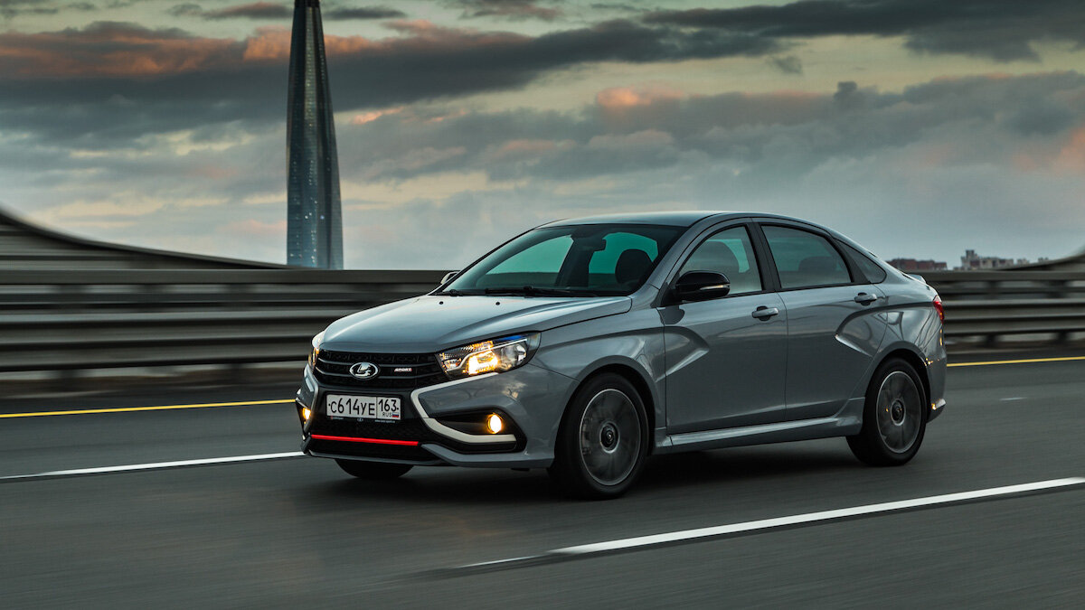 Vesta Sport стала первой «Ладой» дороже миллиона