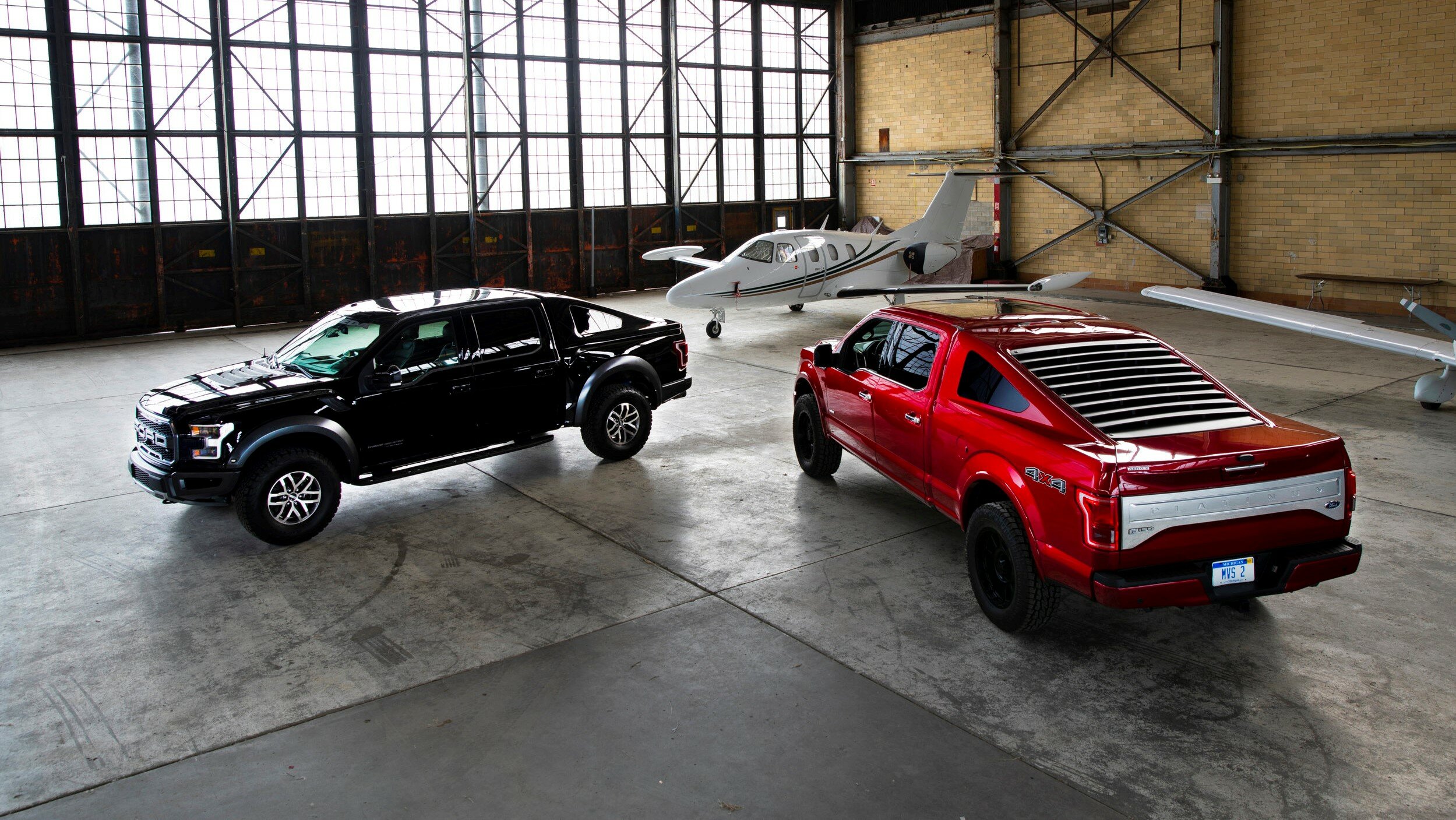 Ford F-150 превратили в маслкар с помощью крышки на кузов