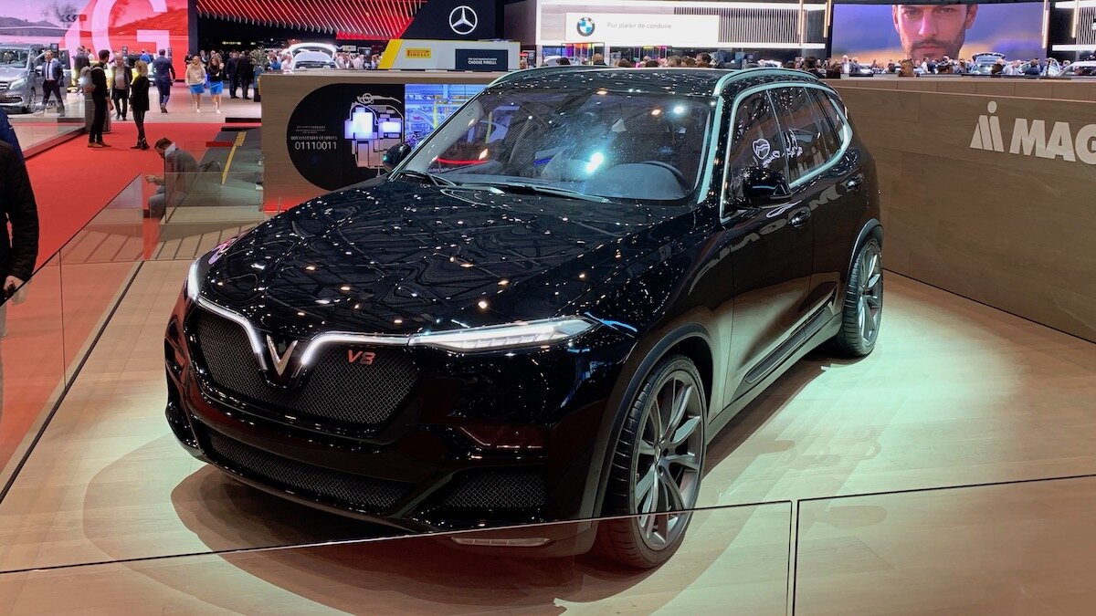 Кроссовер из Вьетнама на базе старого BMW X5 получил мотор от Корвета