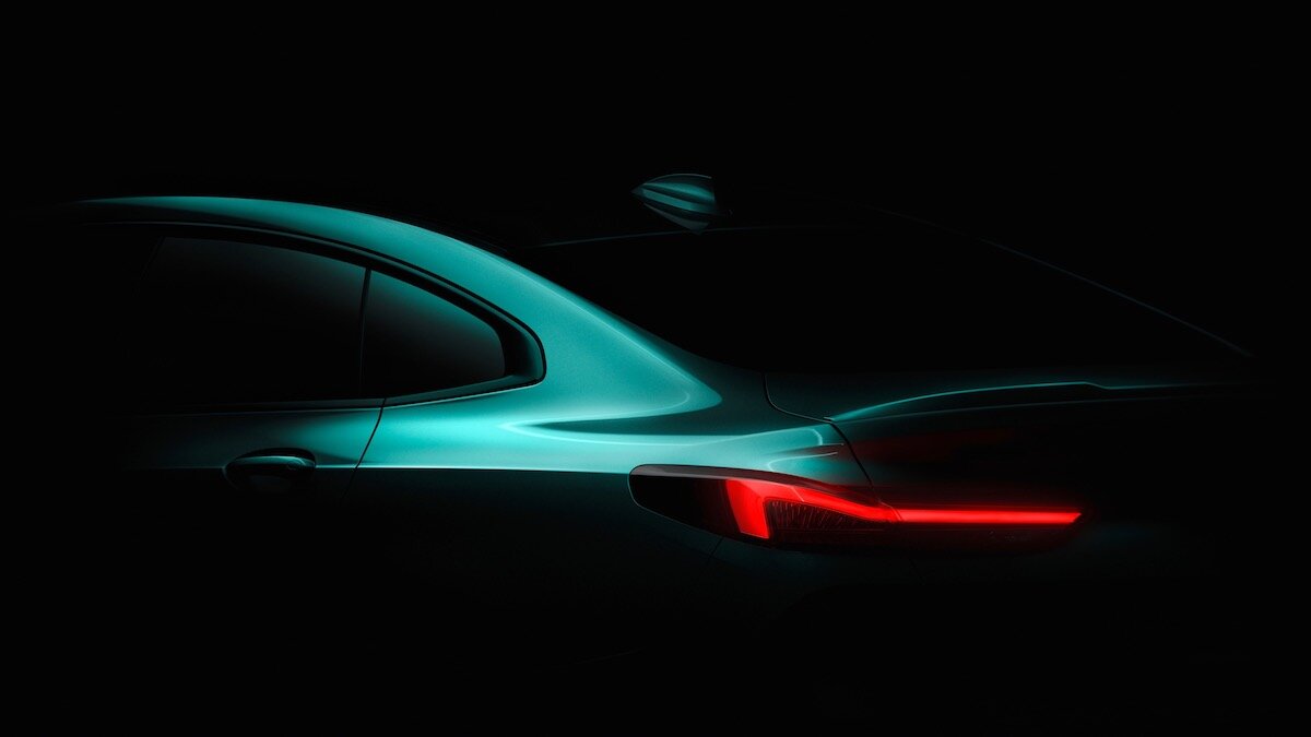 Переднеприводный седан BMW покажут в ноябре
