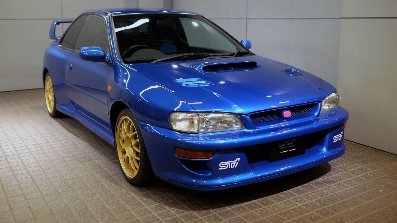 Таких Subaru Impreza – всего три в мире. И одну из них сейчас продают