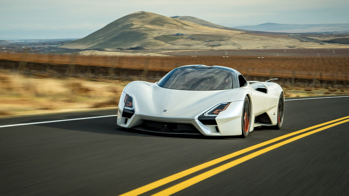 Рекорд скорости, украинский рэп и ящерицы: все факты о гиперкаре SSC Tuatara