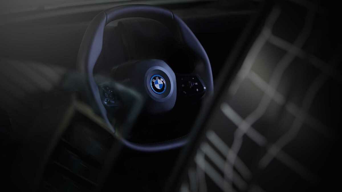 Электрокроссовер BMW iNEXT оснастят многогранным рулём