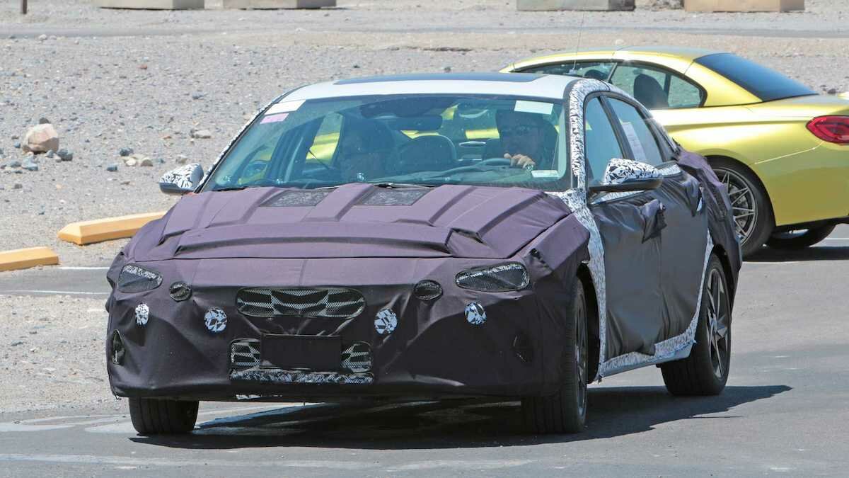 Новая Hyundai Elantra, фары нового Nissan Juke и другие новости за ночь