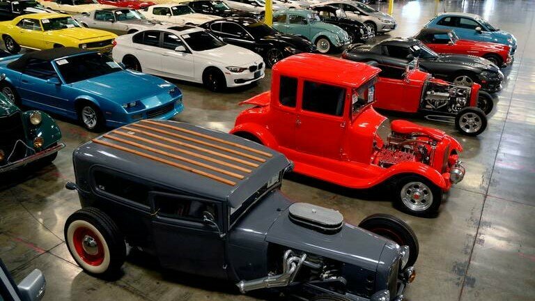 В США на торги выставили 149 конфискованных автомобилей. Не продали всего один
