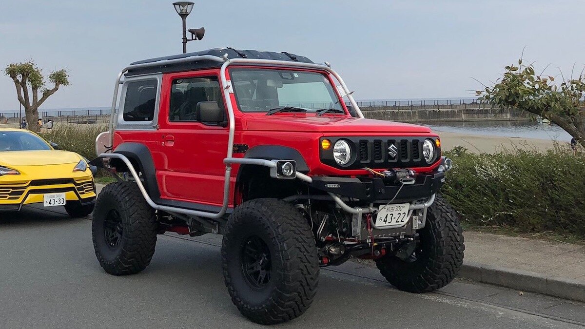 Японские студенты построили мини-бигфут из Suzuki Jimny