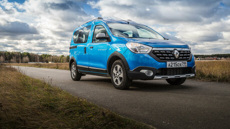 В лампасах: подробный тест Renault Dokker Stepway