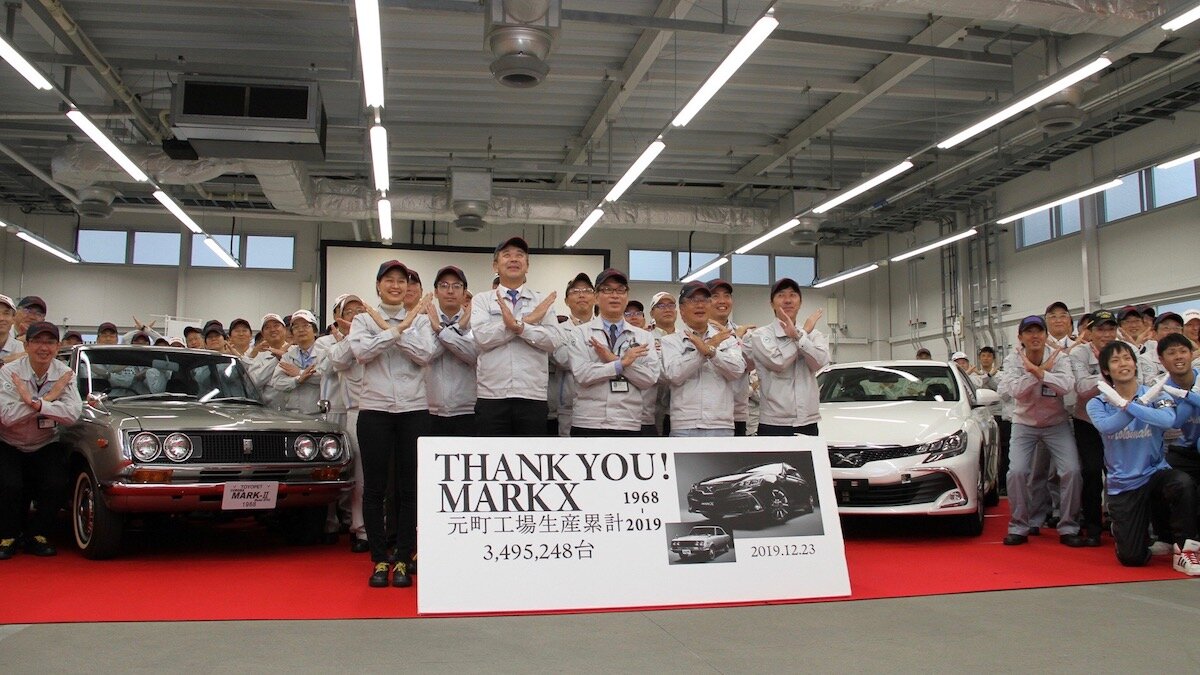 Произведён последний в истории седан Toyota Mark X