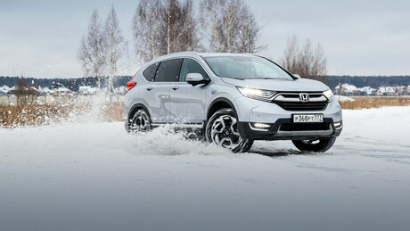 Хроники человека-невидимки: Honda CR-V, подробный тест