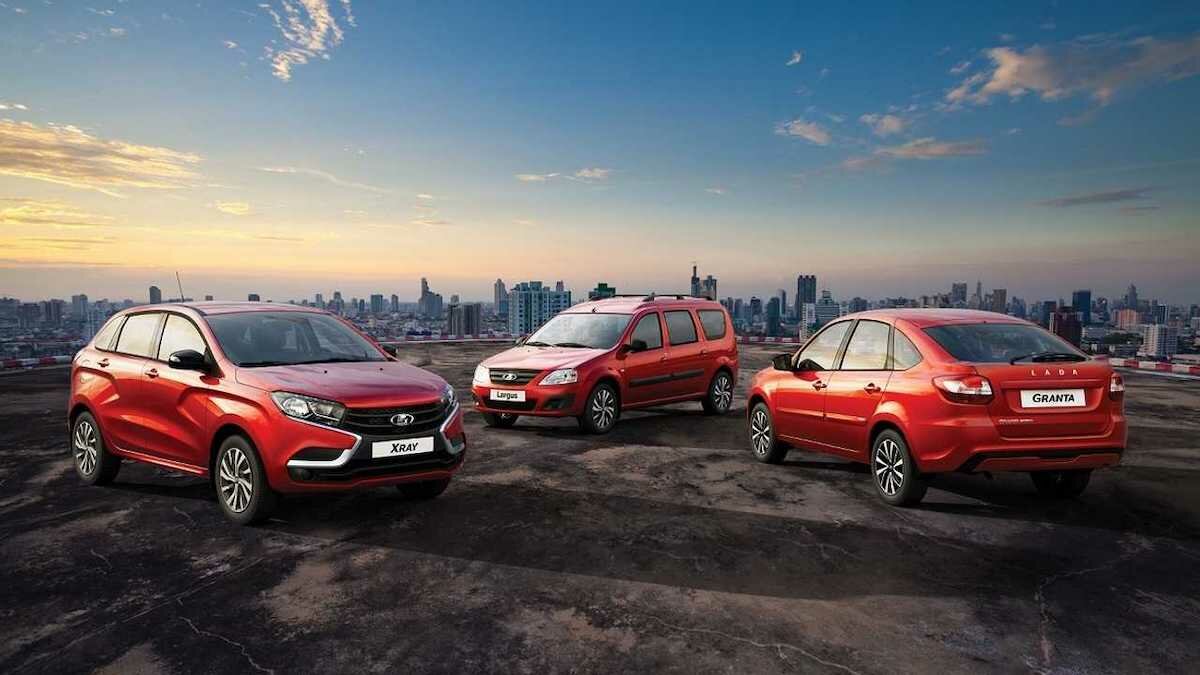 АвтоВАЗ допустил повышение цен на машины из-за ослабления рубля 