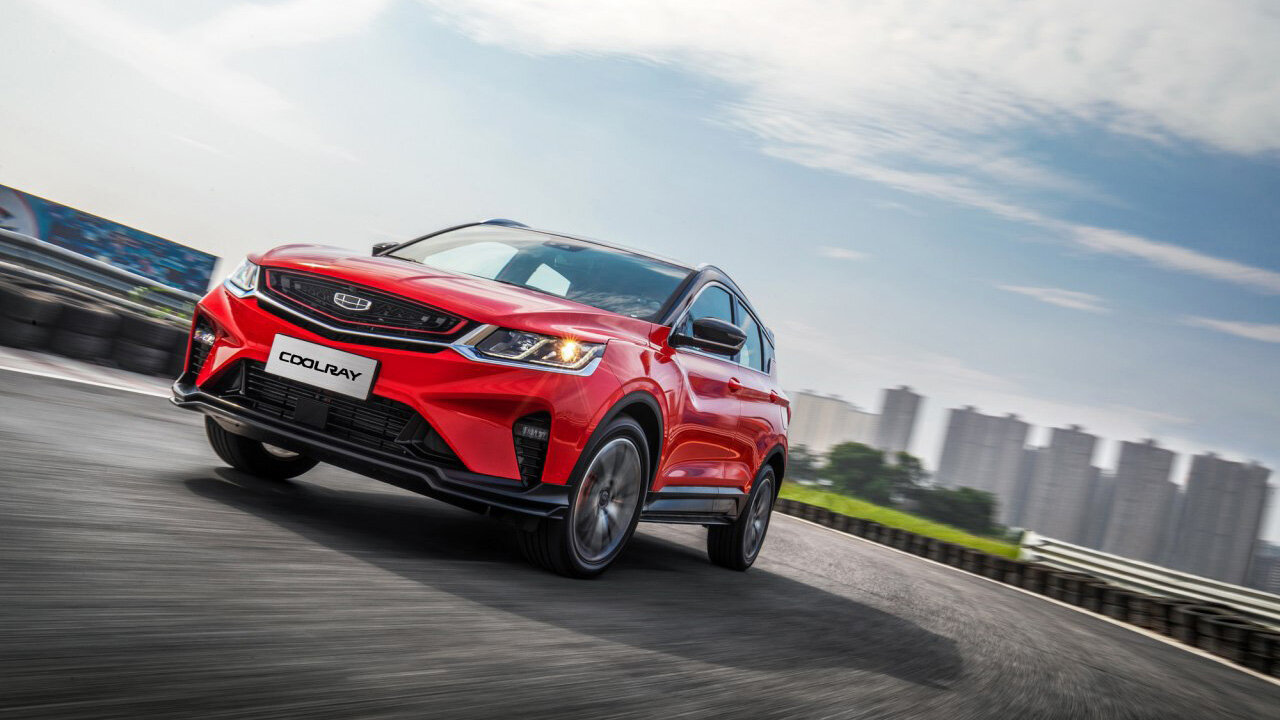 Кроссовер Geely с начинкой от Volvo в России оказался дешевле Kia и Skoda