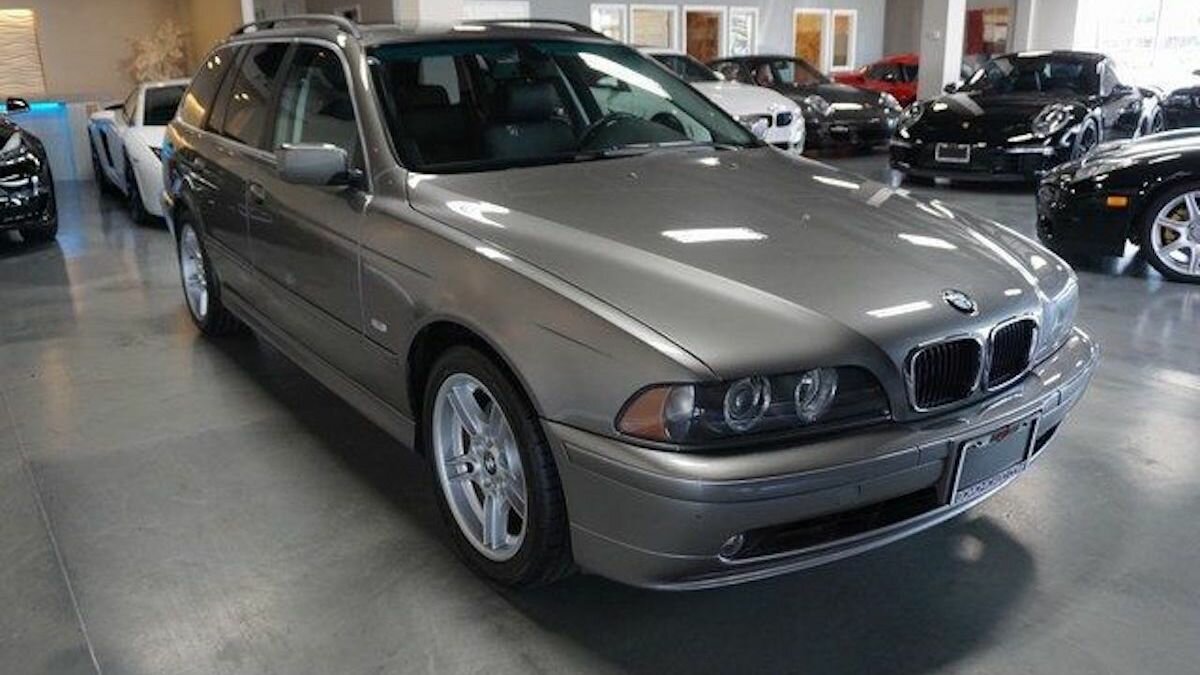 17-летний универсал BMW с небольшим пробегом оценили как новый X1