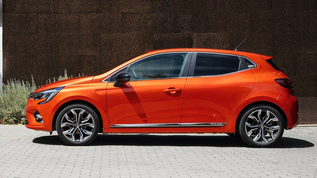 АвтоВАЗ начал готовиться к выпуску машин на новой платформе Renault