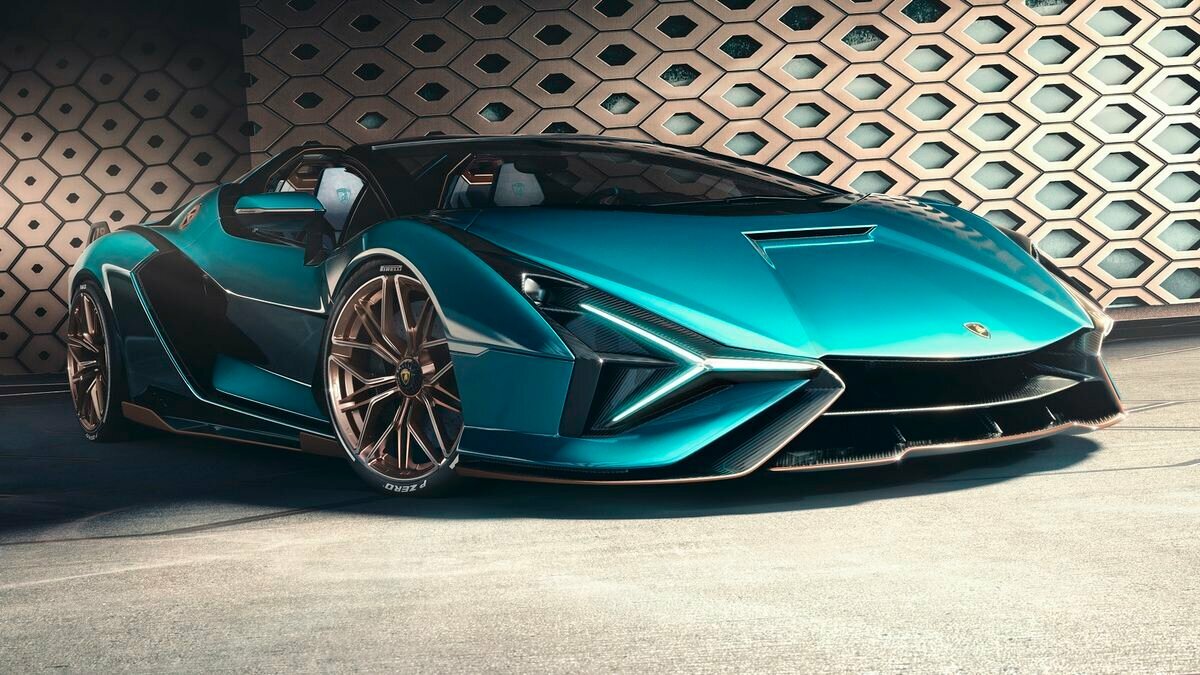 819 сил и 19 штук: Lamborghini показала мощнейший родстер в истории