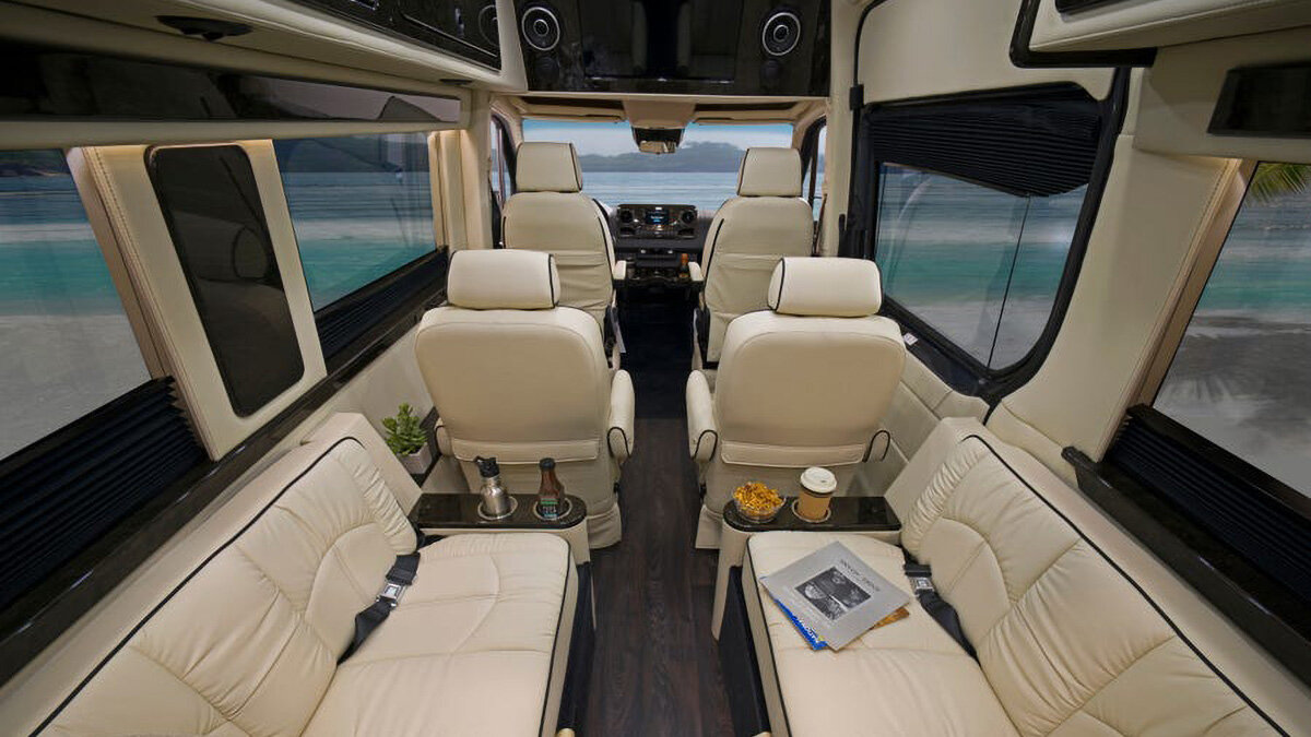Mercedes-Benz Sprinter превратили в роскошный отель на колёсах за 172 000 долларов