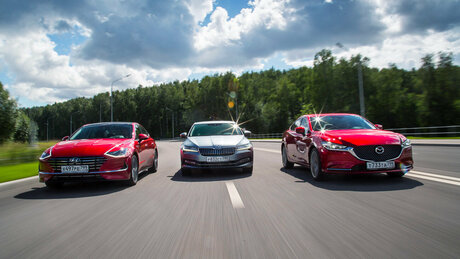 Примите антикамрин: сравнительный тест Hyundai Sonata, Mazda6 и Skoda Superb