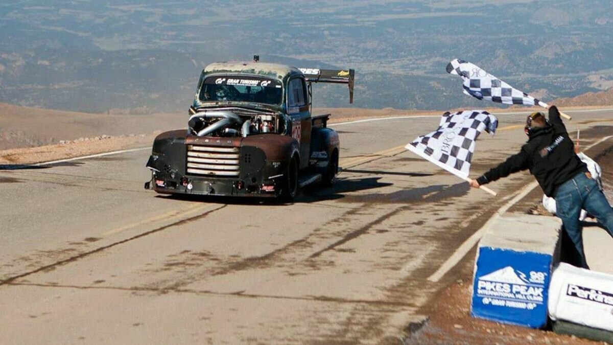 Пикап Ford Truck с дизельным мотором побил рекорд скорости на трассе Пайкс Пик