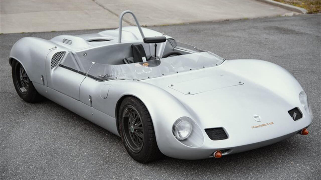 Продаётся редчайший спорткар Porsche Elva 1963 года. Таких всего 19 в мире