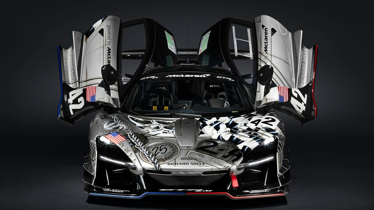 Взгляните на эти особые McLaren Senna GTR, каждый из которых красили по 800 часов