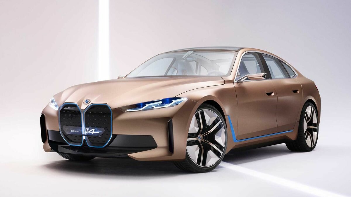 Первая электрическая М-модель BMW выйдёт в следующем году
