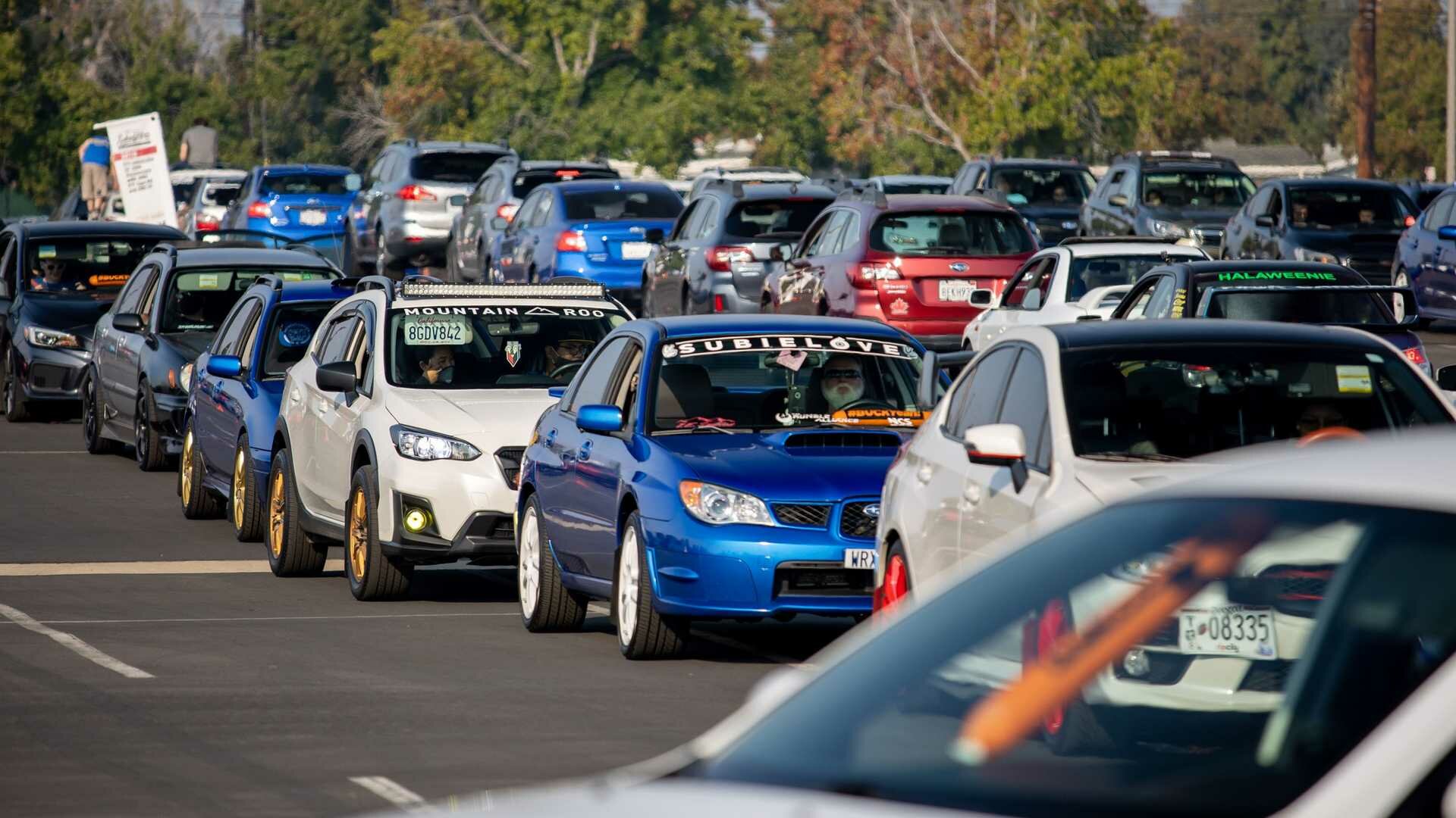 Огромная колонна Subaru установила рекорд Гиннесса