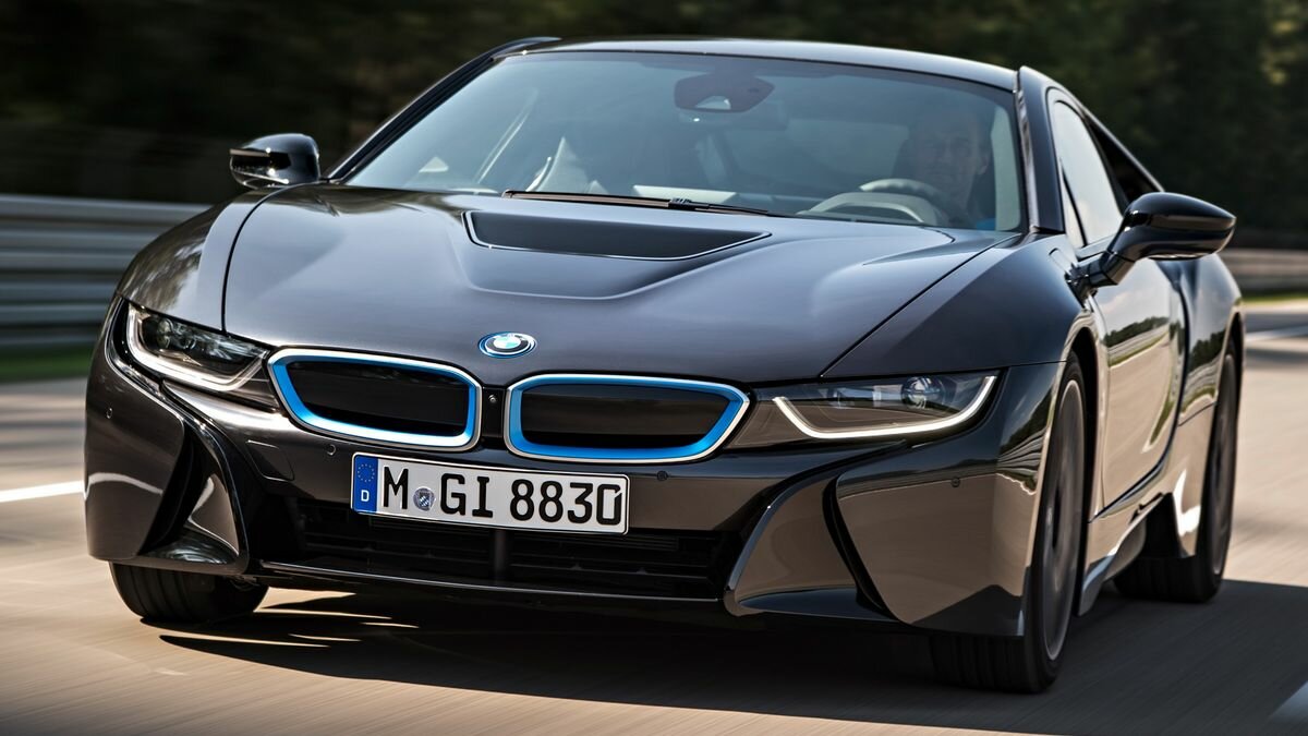 BMW отзывает гибриды по всему миру — они могут загореться вслед за Ford