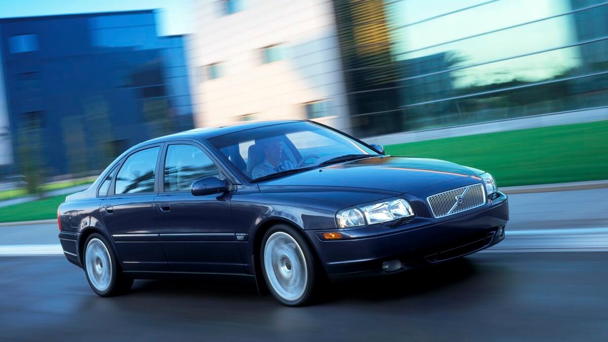 Компания Volvo отзывает 54 тысячи старых машин из-за бракованных подушек безопасности