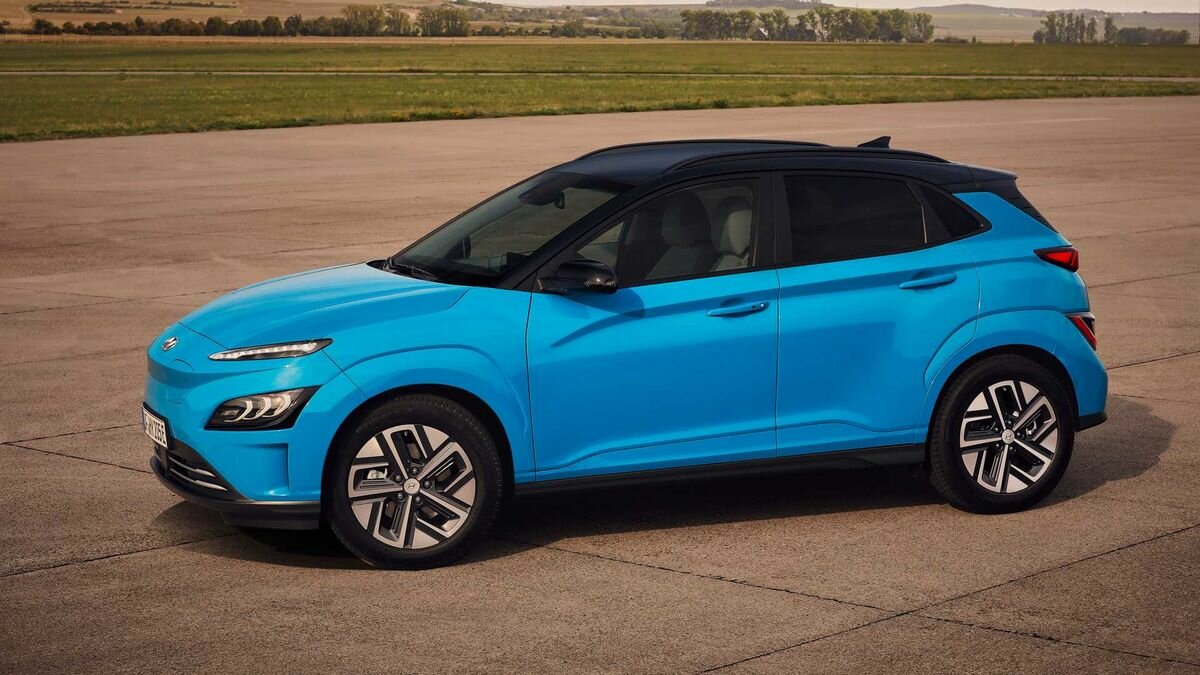 Hyundai обновила электрокроссовер Kona — теперь его можно заряжать дистанционно