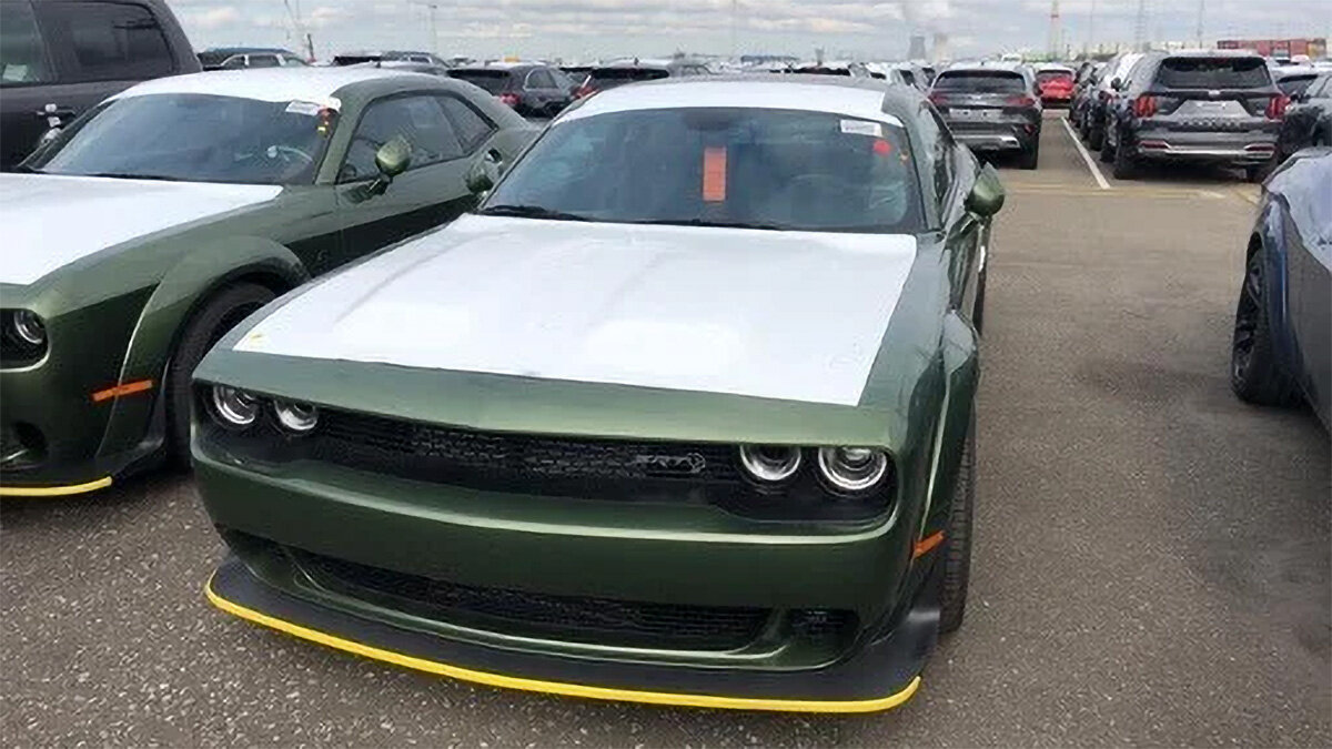 808-сильный суперкар Dodge Challenger теперь можно купить в России