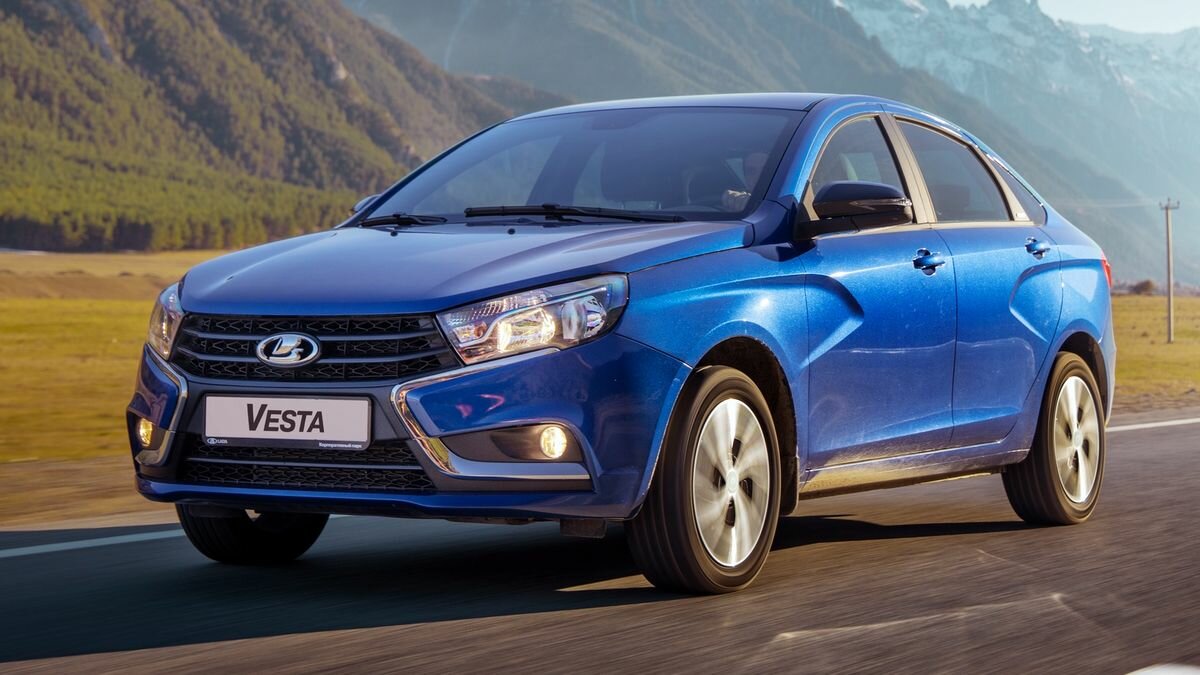 АвтоВАЗ выпустил первые обновлённые Lada Vesta