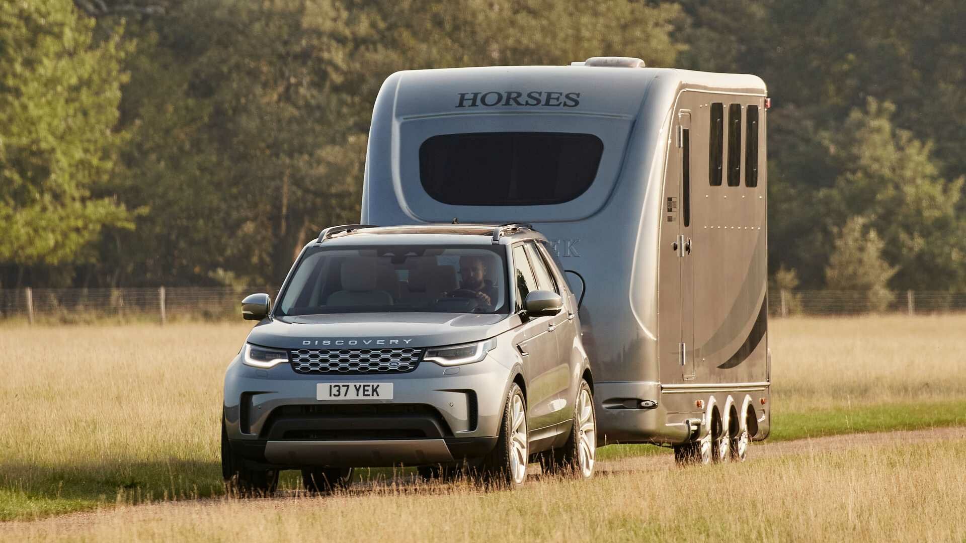 Стали известны российские цены на обновлённый Land Rover Discovery