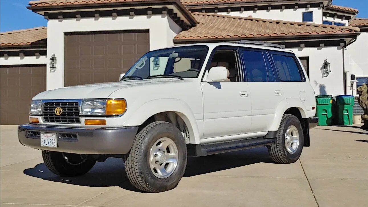 За 26-летний Toyota Land Cruiser на аукционе предложили больше 100 тысяч долларов