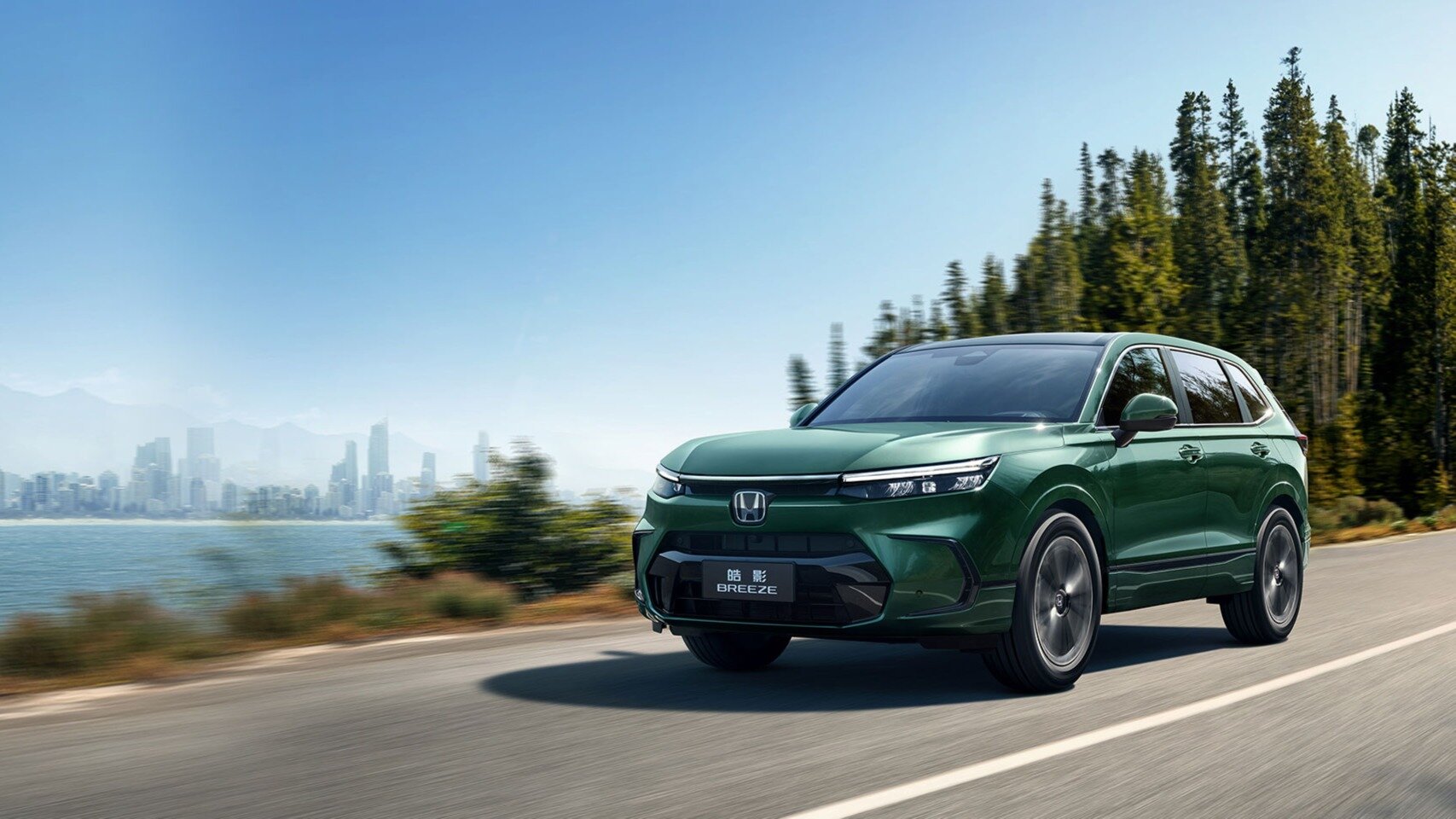 Honda представила в Китае новый среднеразмерный кроссовер Breeze