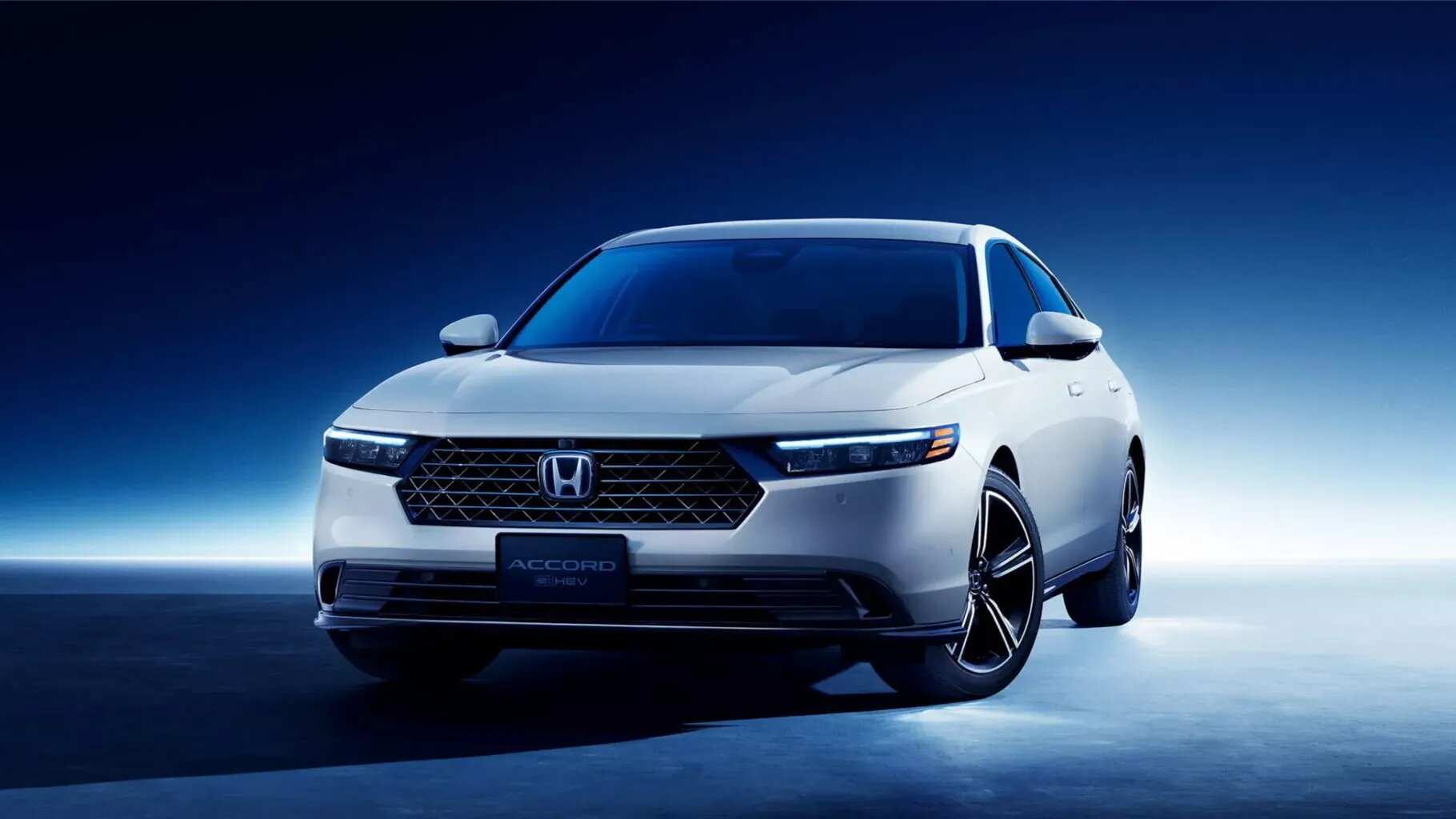 Honda показала новый Accord для Японии