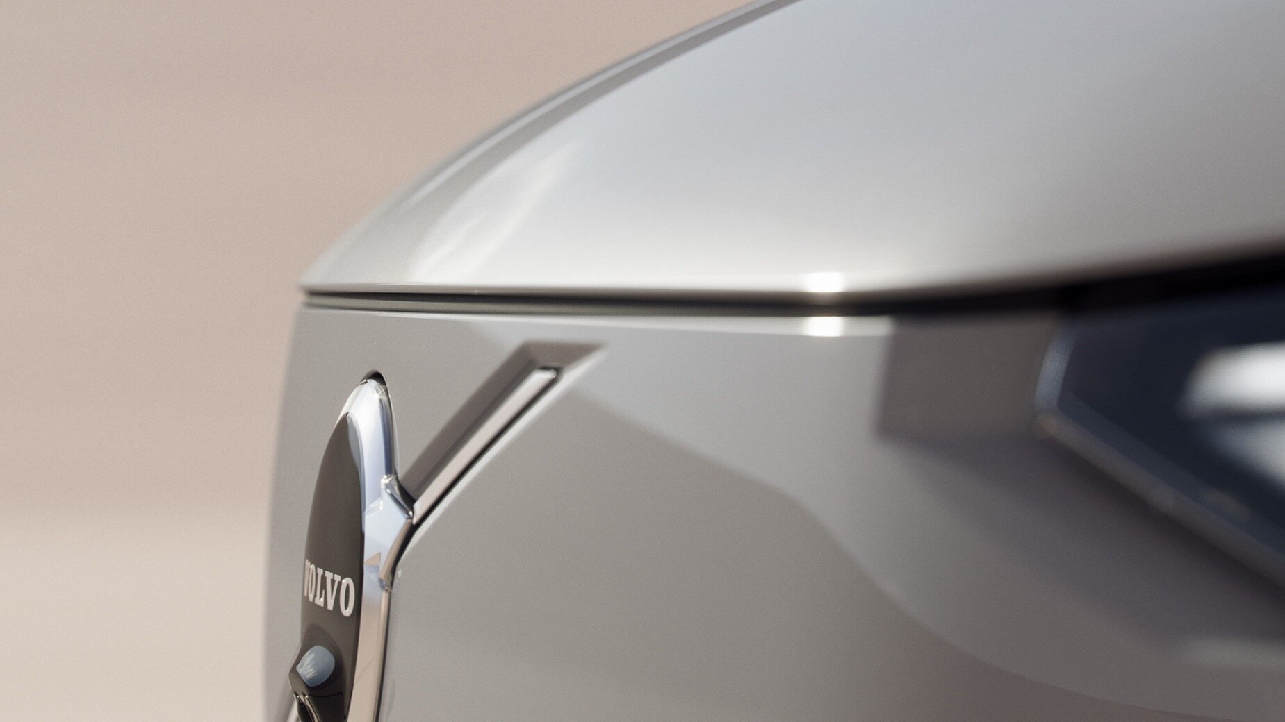 Новый флагманский кроссовер Volvo будет похож на яхту